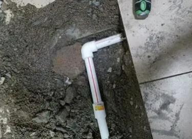 丁青阳台漏水维修时有哪些声音会影响检漏仪